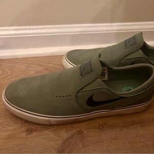 Nike SB Janoski+ Slip Clay Green Navy Suede Size 8